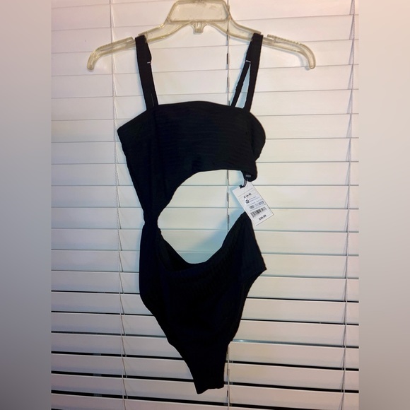 Black Cutout Swimsuit, 3 sizes - Picture 3 of 9